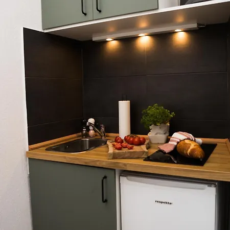 Fresh - 20th Floor - Netflix - Center Apartment