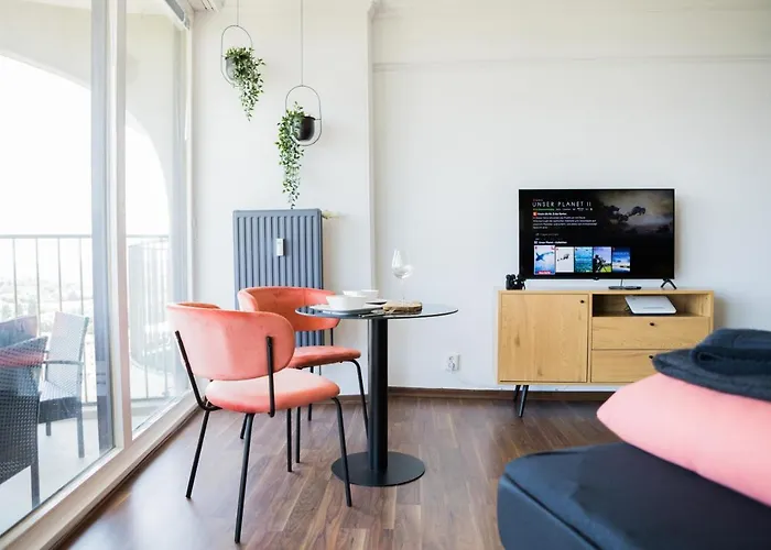 Fresh - 20th Floor - Netflix - Center Augsburg